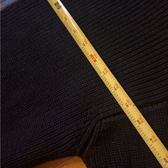 GUCCI Cardigan Sweater - Picture 13 of 15